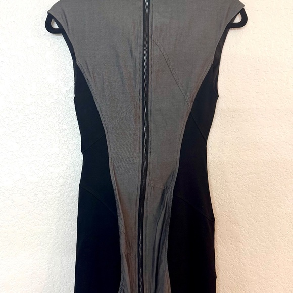 Bebe Zip Front Bodycon Mini Dress XXS – Black & Gray – Night Out / Y2K Style - Picture 2 of 6